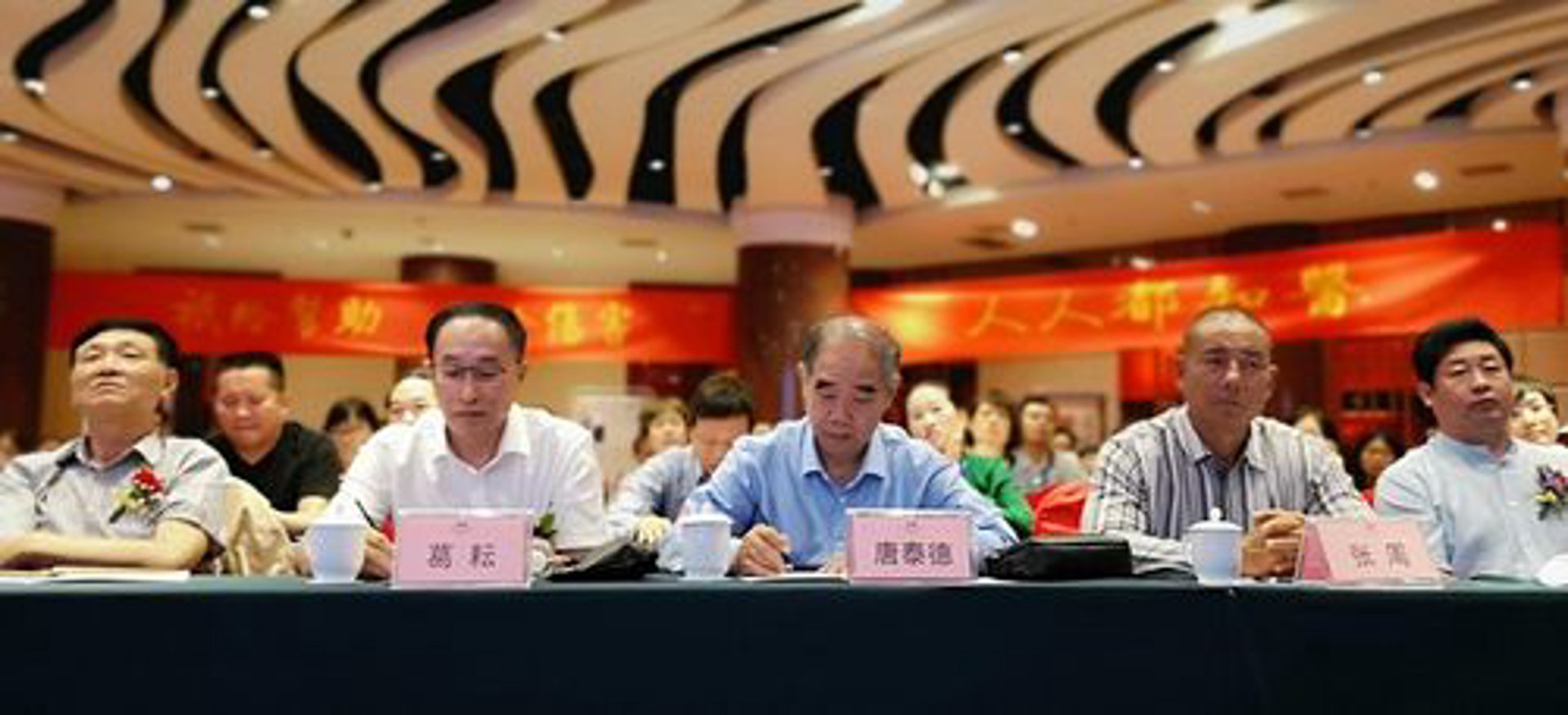 吉林整形医院:行业动态与趋势洞察